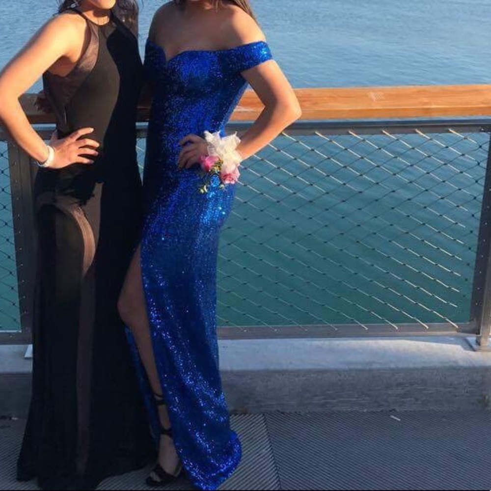 Prom Dress - Picture 4 of 5